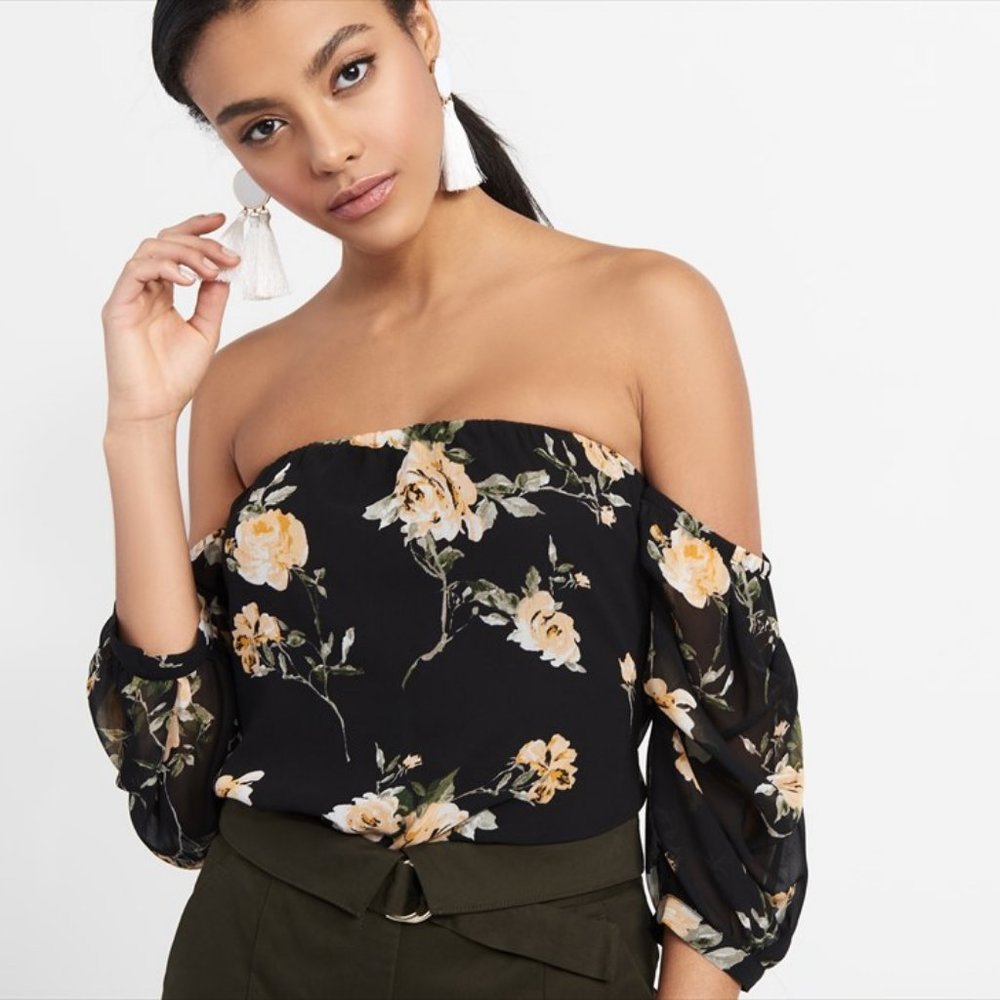 Dynamte off-shoulder top